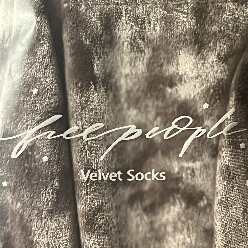 Free People Velvet Long socks OS NWT - Picture 2 of 7